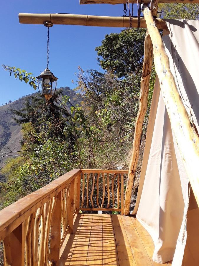 ホテル El Picnic Atitlan Tzununá エクステリア 写真